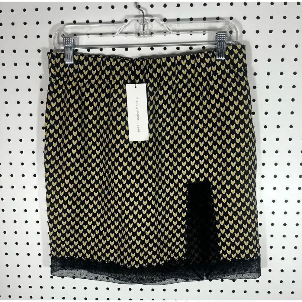 Diane Von Furstenberg silk vintage heart skirt size S